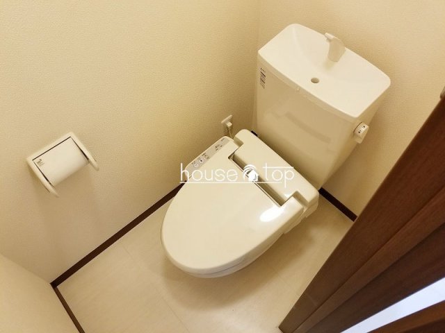 トイレ　ラフィネ小曽根