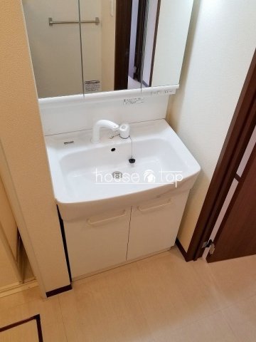 洗面設備　ラフィネ小曽根