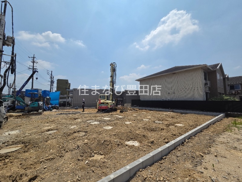 建物外観　建築中外観