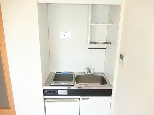 キッチン　１口電気コンロ付き！