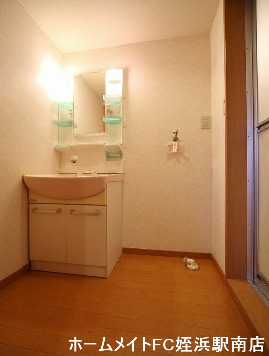 洗面設備　★洗面脱衣所もしっかりあります★参考写真