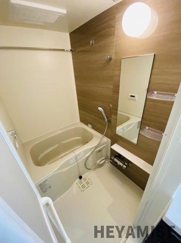 バス・シャワールーム　※同間取りの別の階のお部屋の写真です※