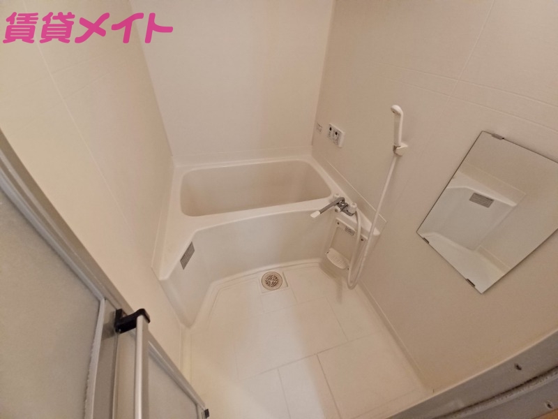 バス・シャワールーム　別部屋写真