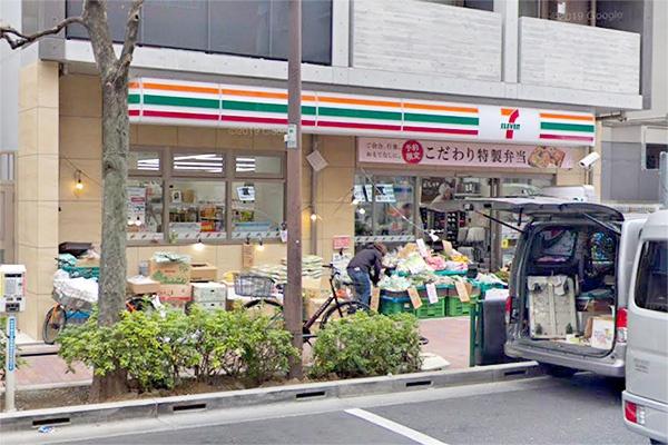 コンビニ　セブンイレブン三軒茶屋世田谷通り店（コンビニ）まで308m
