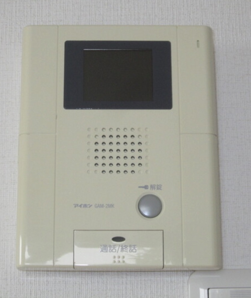セキュリティ　モニター付きインターホンです。