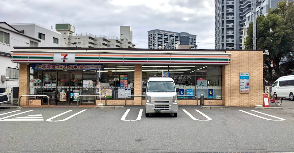 コンビニ　セブンイレブン博多出来町通り店（コンビニ）まで241m