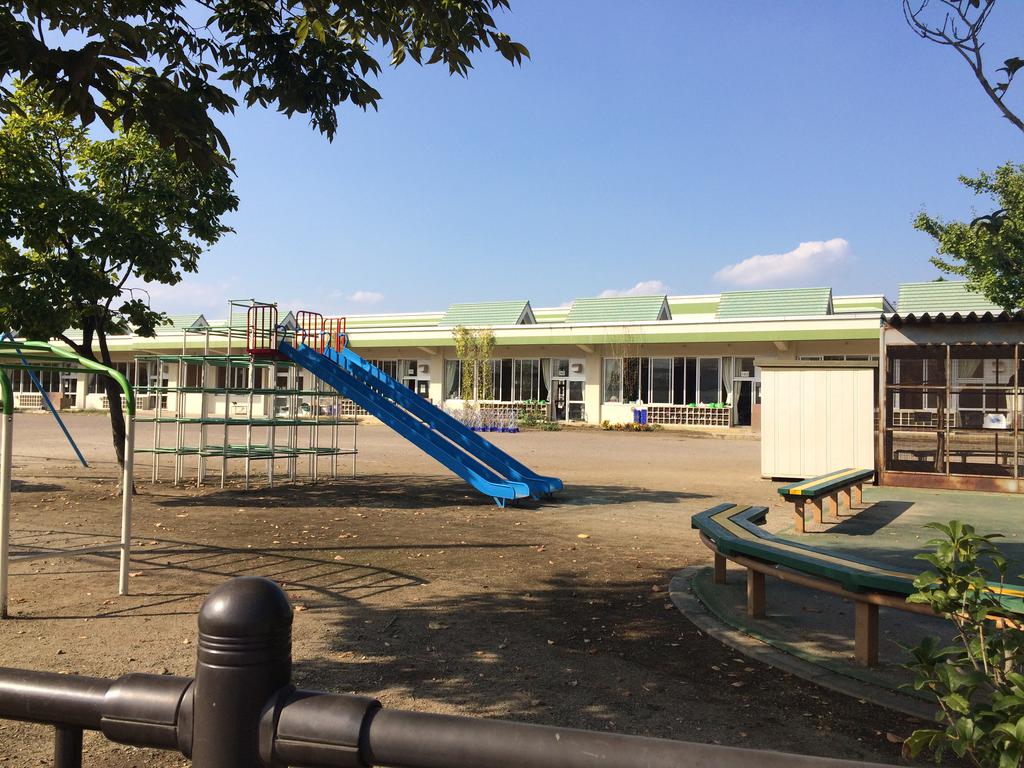 小学校　玉村町立玉村小学校（小学校）まで242m