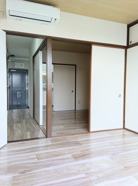 居室・リビング　名古屋で一番初期費用の安い賃貸専門の不動産会社です(^^)