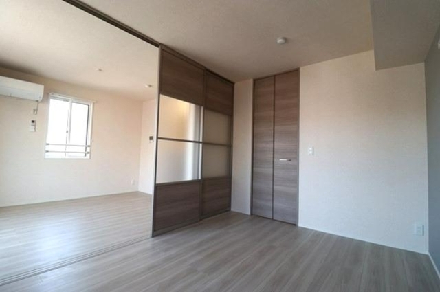 その他部屋・スペース　洋室　６帖