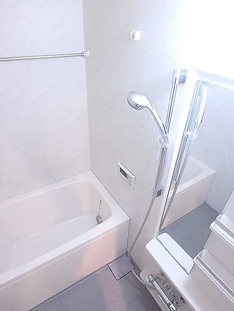 バス・シャワールーム　別部屋参考写真