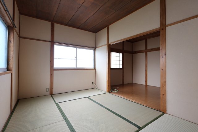 深井沢町戸建貸家の内装写真