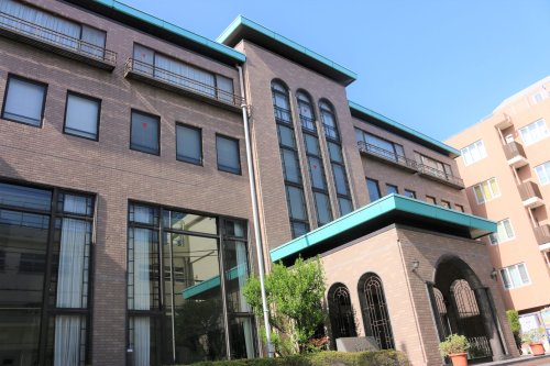 大学・短大　國學院大學院友会館（大学・短大）まで1273m