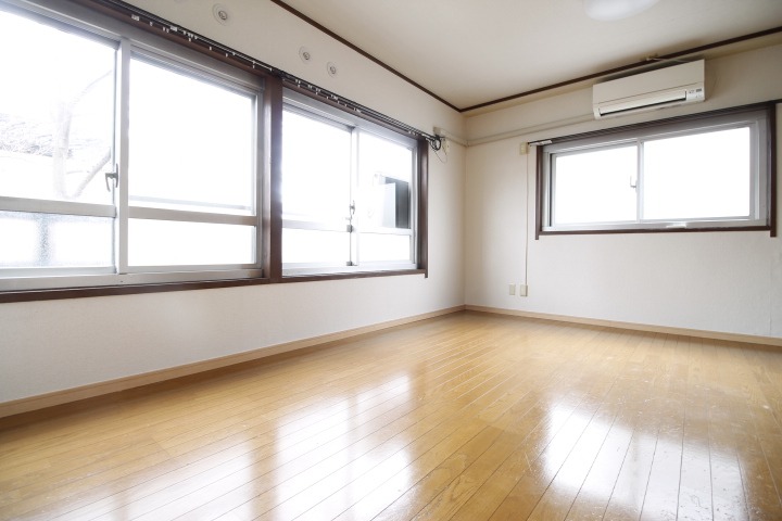 居室・リビング　※他部屋写真使用