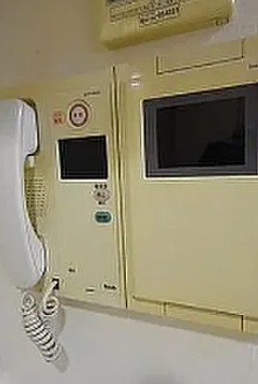 セキュリティ　写真は同タイプ住居です。