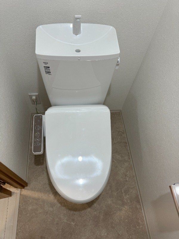 トイレ　トイレ