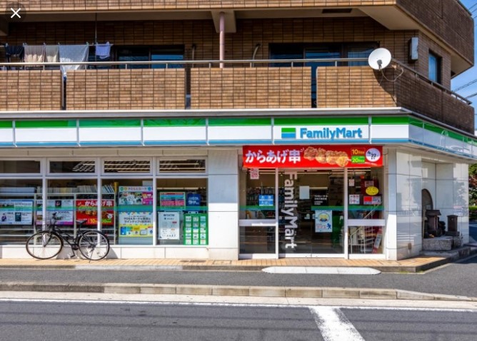 コンビニ　ファミリーマート 本牧大里町店（コンビニ）まで298m