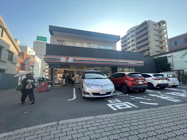 コンビニ　セブン－イレブン大阪中津南店（コンビニ）まで2261m