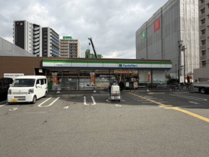 コンビニ　ファミリーマート 芦原橋駅前店（コンビニ）まで142m