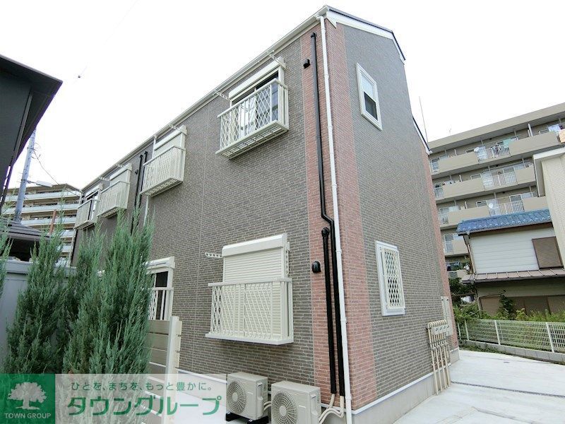 建物外観　レンガ調のお洒落な外観です♪