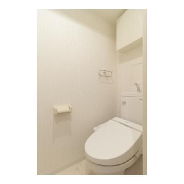 トイレ　清潔感のあるトイレです