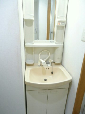 洗面設備　洗面所です