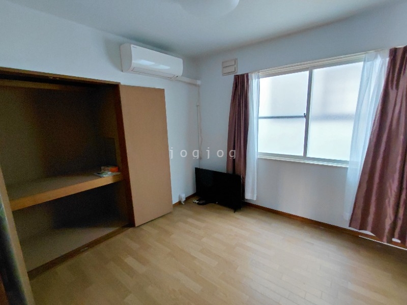 その他部屋・スペース　日当たりの良い明るいお部屋です。
