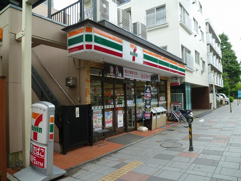 コンビニ　セブンイレブン（コンビニ）まで169m