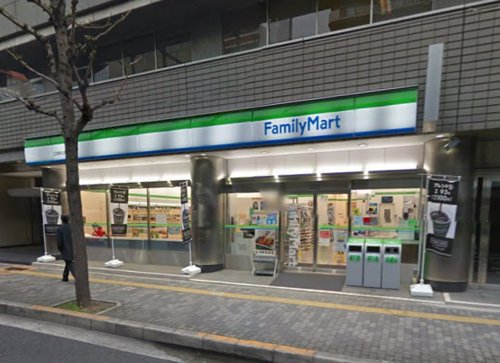 コンビニ　ファミリーマート江坂北店（コンビニ）まで163m