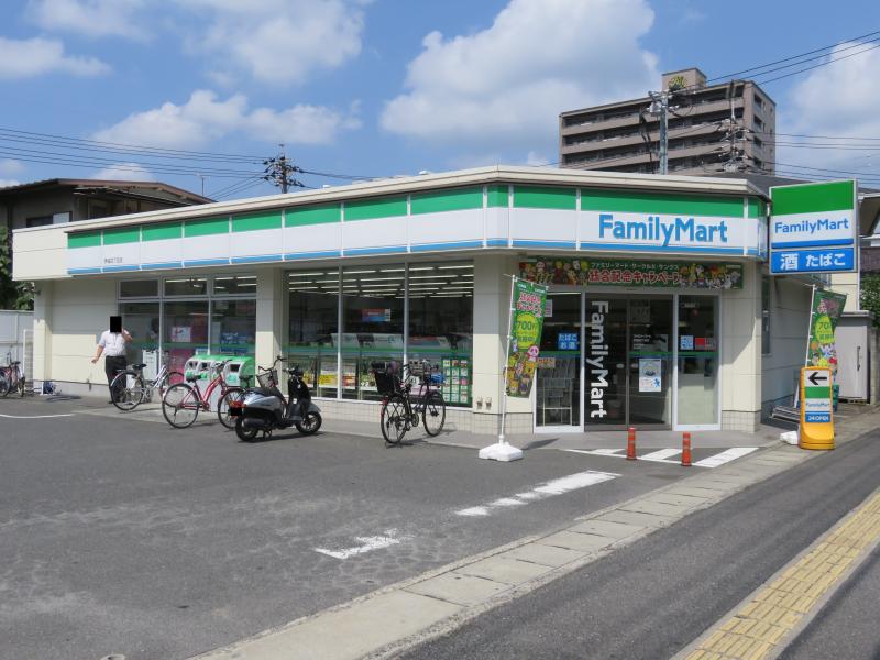 コンビニ　ファミリーマート伊福四丁目店（コンビニ）まで164m