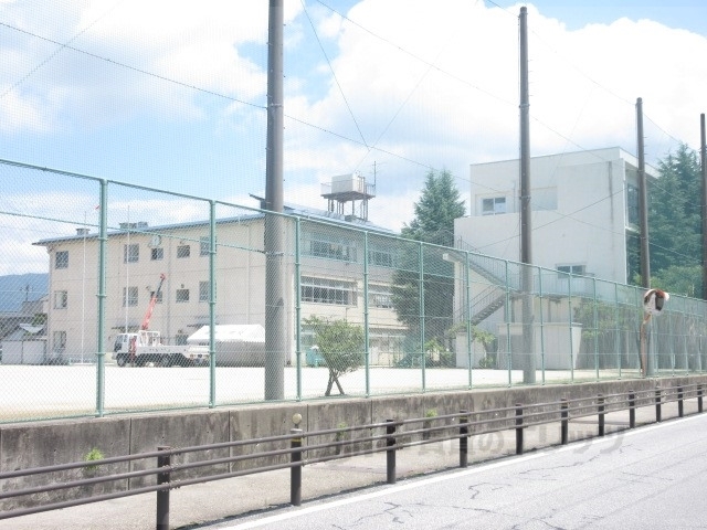 小学校　城西小学校（小学校）まで750m
