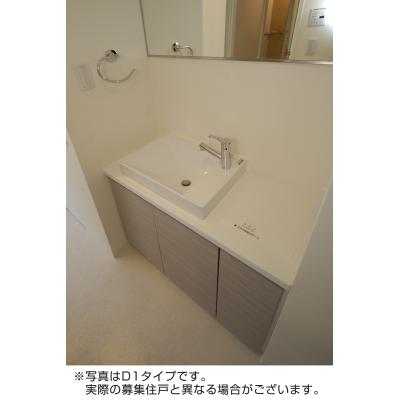 洗面設備　同マンション別部屋