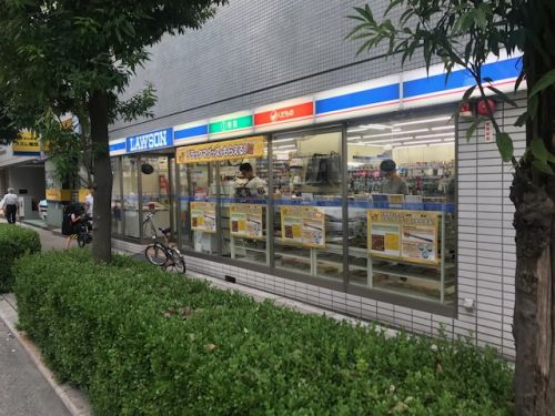 コンビニ　ローソン 福島四丁目北店（コンビニ）まで740m