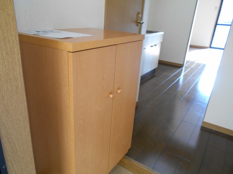 玄関　同間取り別部屋