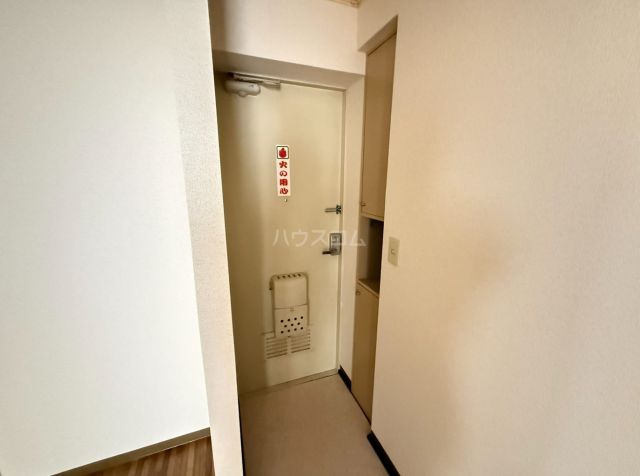 東町サンハイツIIの玄関写真