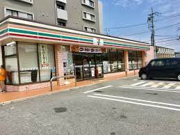 コンビニ　セブンイレブン 神戸伊川谷駅前店（コンビニ）まで296m