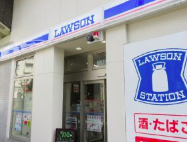 コンビニ　ローソン 杉並高円寺駅入口店（コンビニ）まで452m
