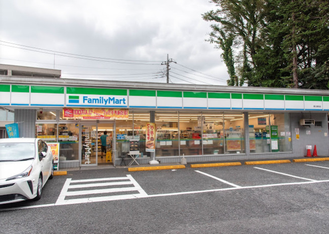 コンビニ　ファミリーマート 都立家政店（コンビニ）まで107m