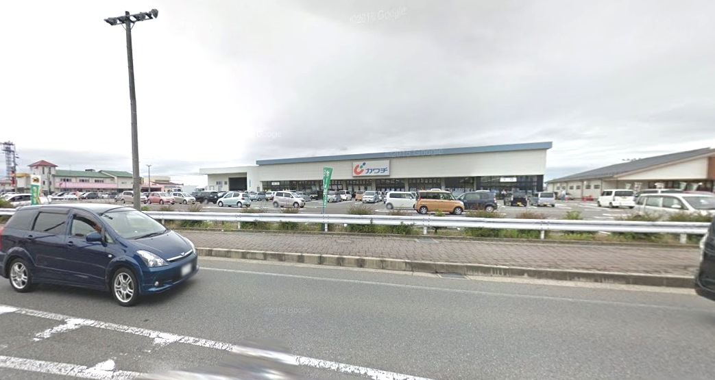 ドラックストア　カワチ薬品松崎店（ドラッグストア）まで770m