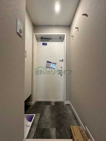 玄関　別部屋同タイプ部屋の参考写真となります。