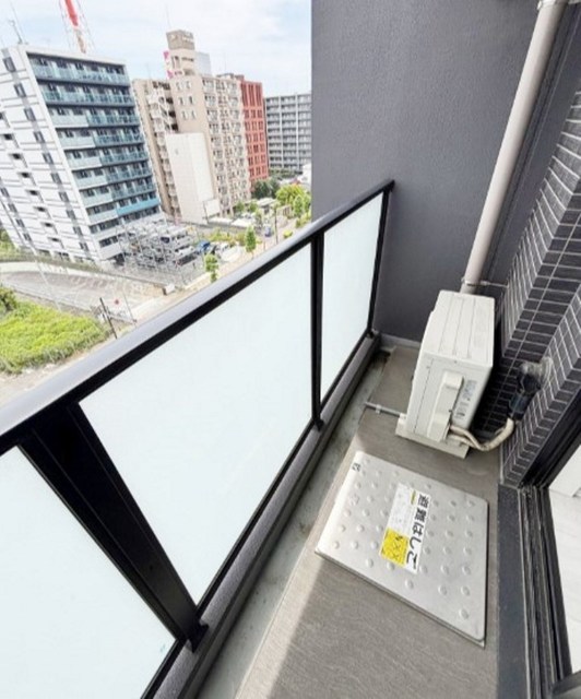 バルコニー　別部屋同仕様タイプ
