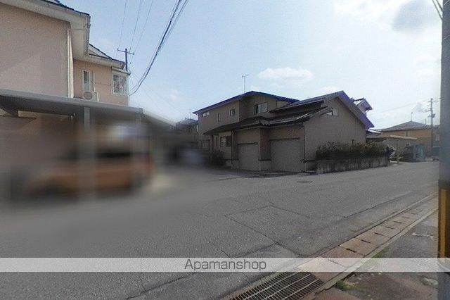 その他　前面道路（その他）まで0m
