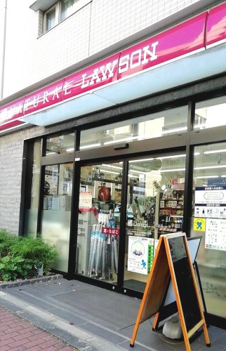 コンビニ　ナチュラルローソン NL港芝浦三丁目店（コンビニ）まで73m