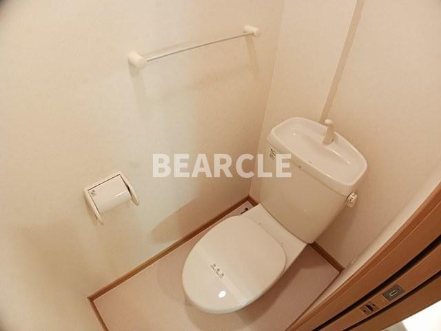 トイレ　清潔感のあるトイレです