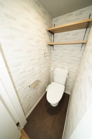 トイレ　落ち着いたトイレです