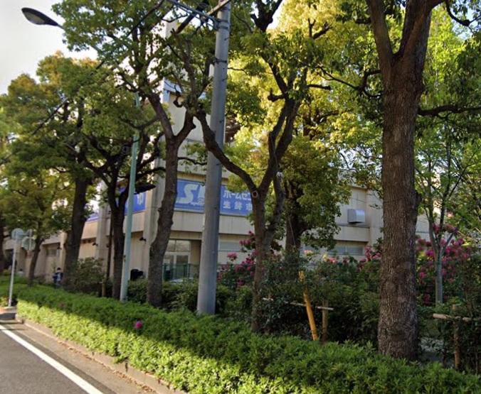 スーパー　SuperValue(スーパー バリュー) 杉並高井戸店（スーパー）まで615m
