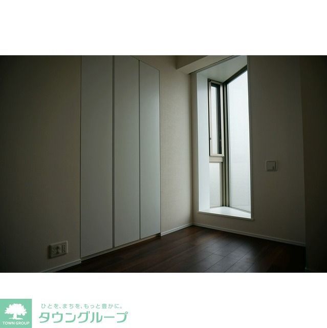居室・リビング　709号室カラーはダークになります。