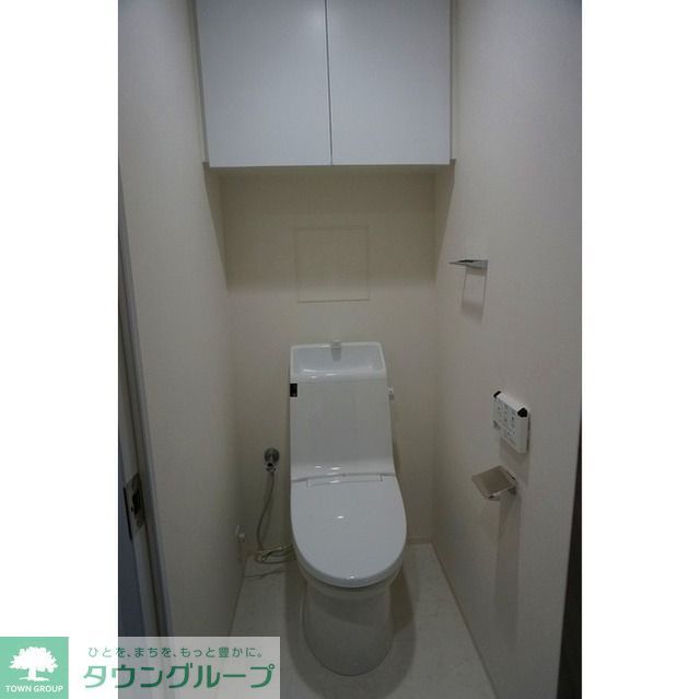 トイレ　709号室カラーはダークになります。