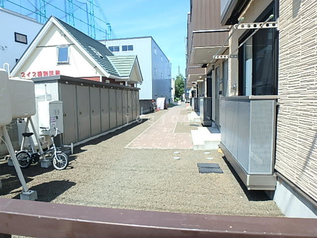 ロビー　テラス