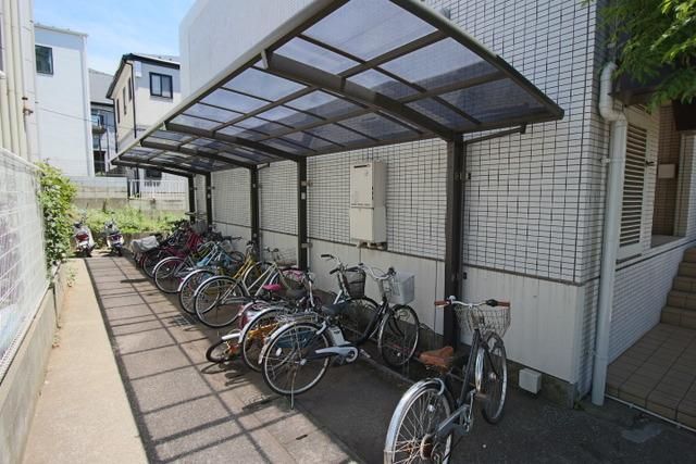 その他共有部分　屋根付き駐輪場