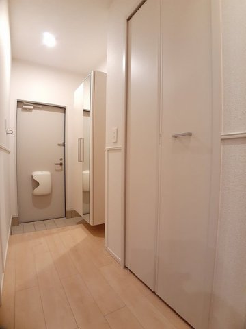 玄関　落ち着いた玄関です